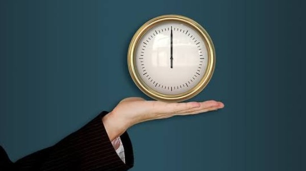 Struggling to manage time? Check these tips out!